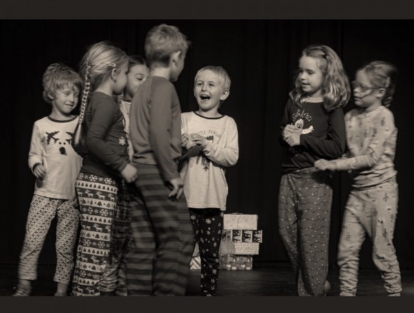 Caystage: Acting for 7 - 9 year olds 21st January - 25th March